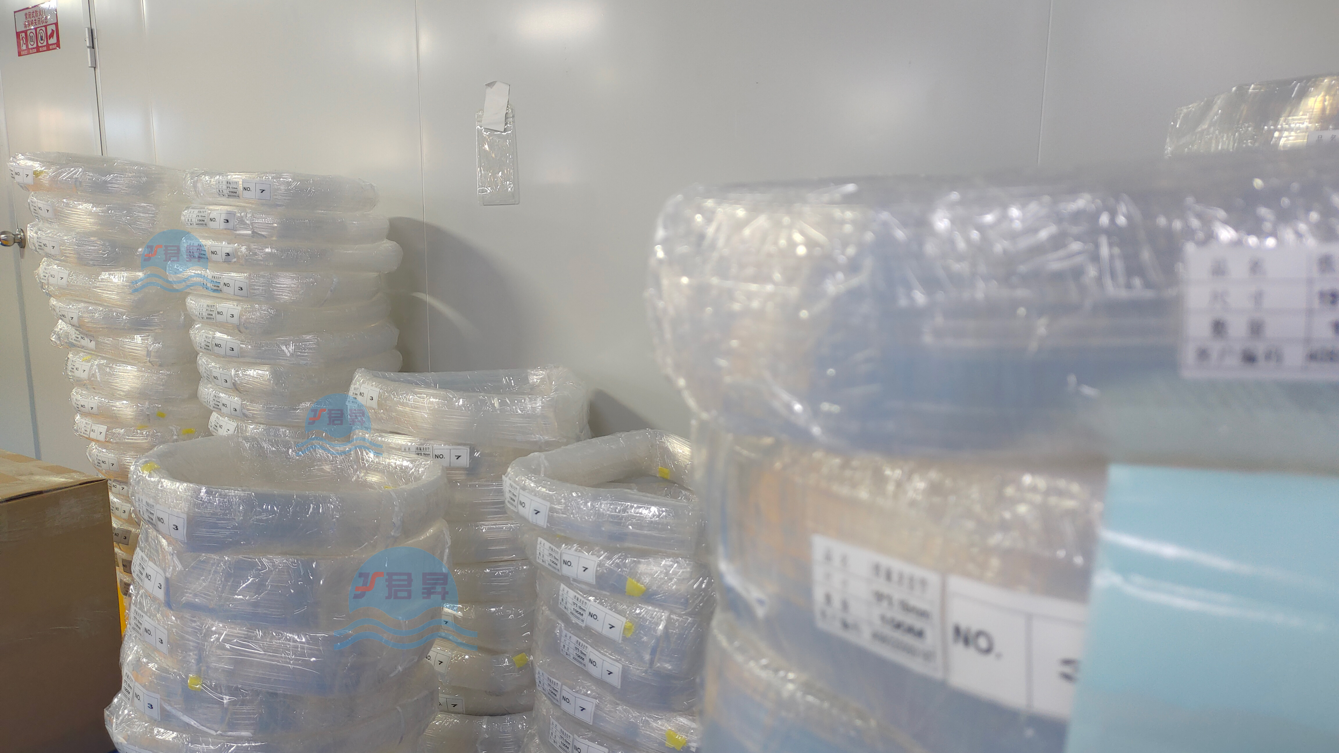 君昇科技PFA管在芯片湿法工艺中的作用